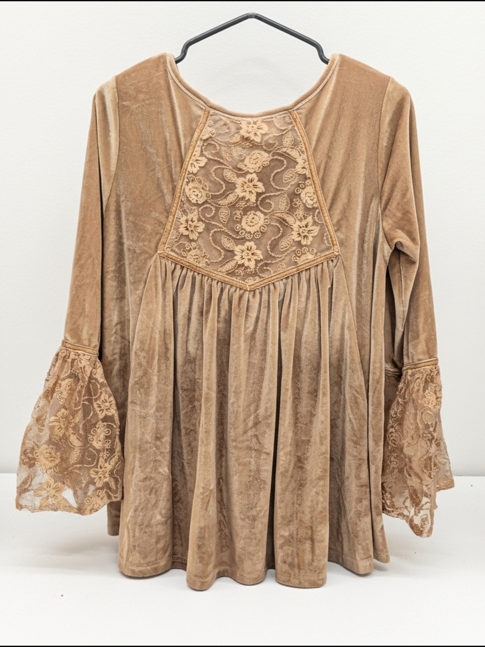 POL Velvet Lace Detail Top in Tan - Picture 4 of 4